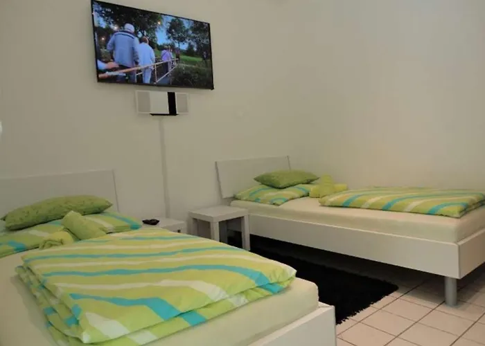 Πανσιόν Rentcenter79_2 4*